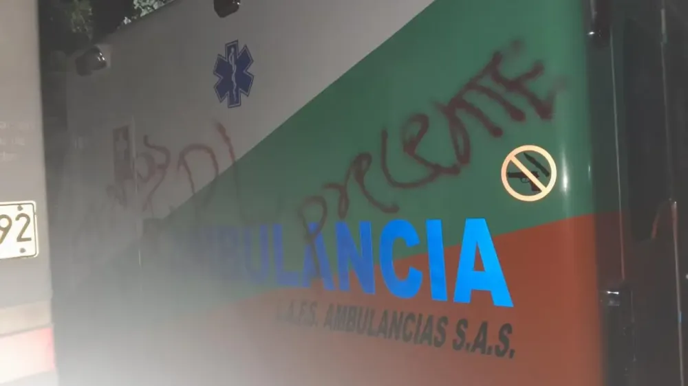 Bloqueo del EPL generó caos en la vía Ocaña-Aguachica imagen de la publicación