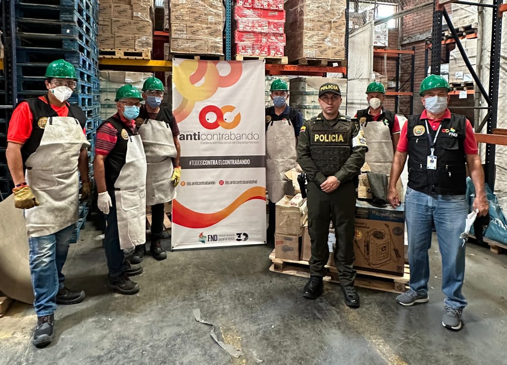 Santander lucha contra el contrabando con la campaña 'Tómeselo en serio' imagen de la publicación