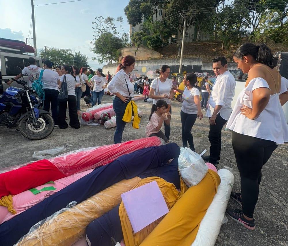Telas donadas impulsan emprendimientos en Santander imagen de la publicación