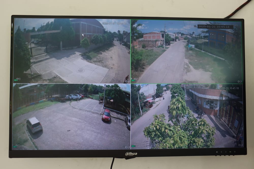 Barrancabermeja refuerza la seguridad en escuelas con la recuperación del sistema de videovigilancia imagen de la publicación