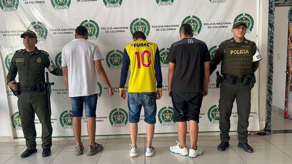 Video. Capturan a tres hombres por lesiones personales en fundación de Piedecuesta imagen de la publicación