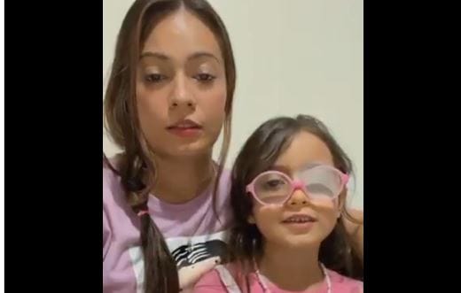 Madre de niña con enfermedad huérfana exige cumplimiento de fallo judicial para recibir tratamiento imagen de la publicación