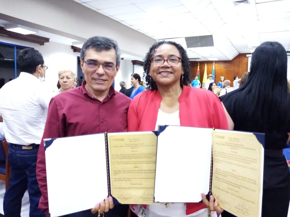 Profesores de la UDES contribuyen al debate internacional sobre educación ciudadana imagen de la publicación