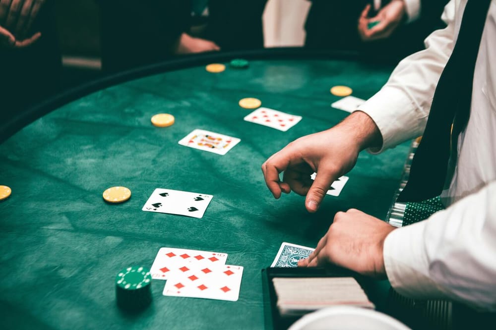El blackjack y las probabilidades: Una relación conjunta imagen de la publicación