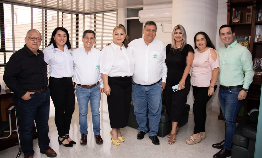 Acto de posesión a nuevos funcionarios SENA Bucaramanga imagen de la publicación