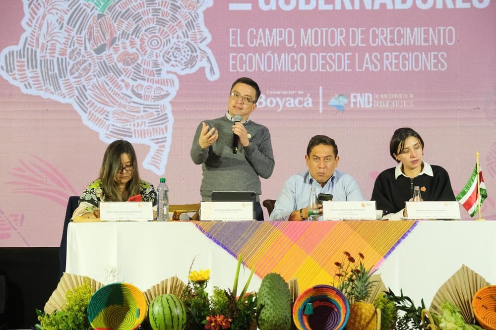 Gobierno nacional firmó pacto de inversiones regionales tras cumbre de gobernadores imagen de la publicación