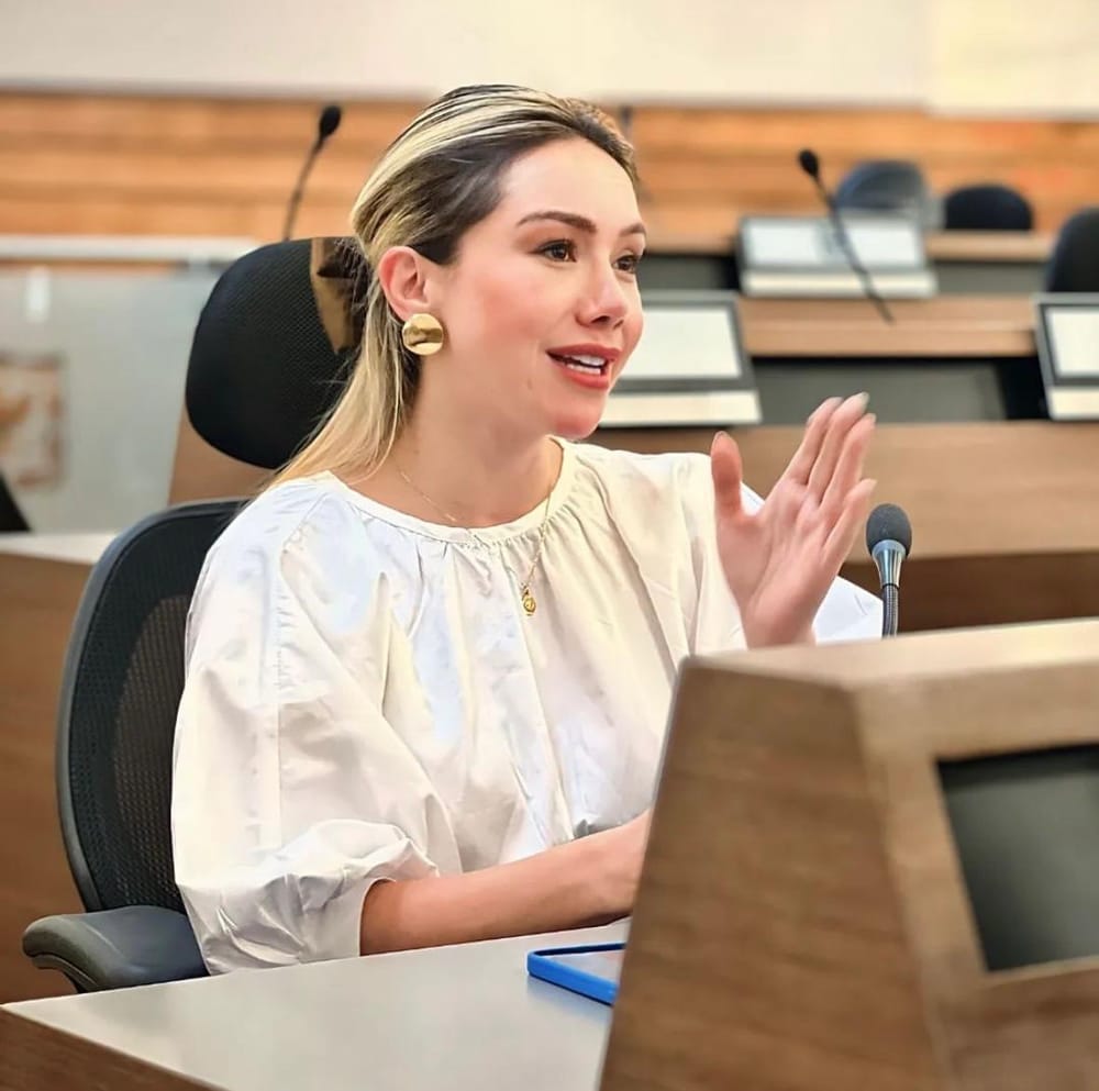 Díaz Martínez, la Gloria que le falta al Senado de la República imagen de la publicación