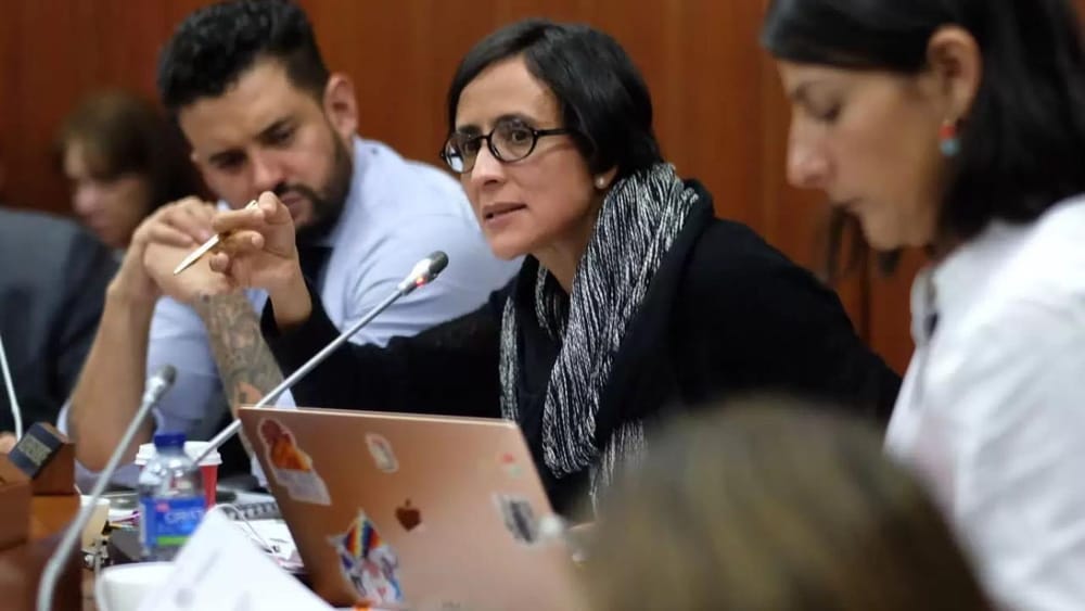 Por violar tutela sobre zona de reserva por fuera de Santurbán, Juez bumangués advierte posible arresto de 6 meses contra Ministra de Ambiente imagen de la publicación