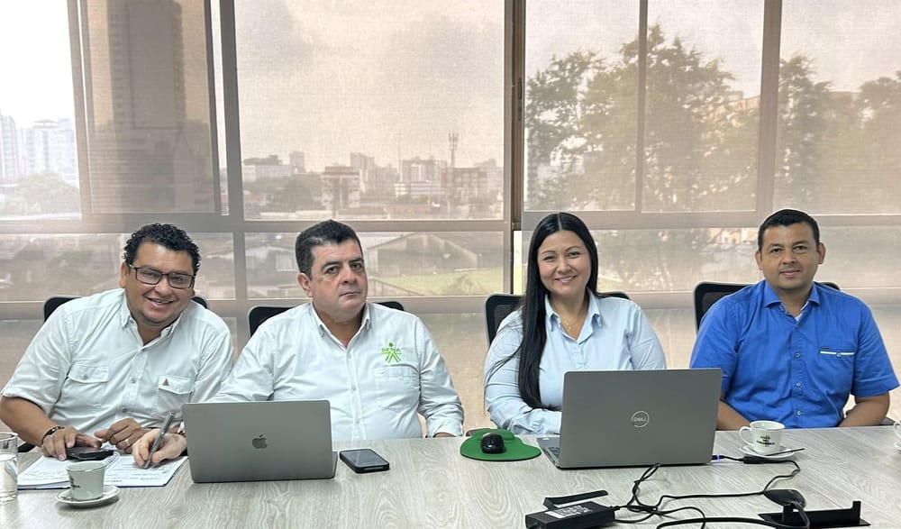 Unión de fuerzas en alianza estratégica imagen de la publicación