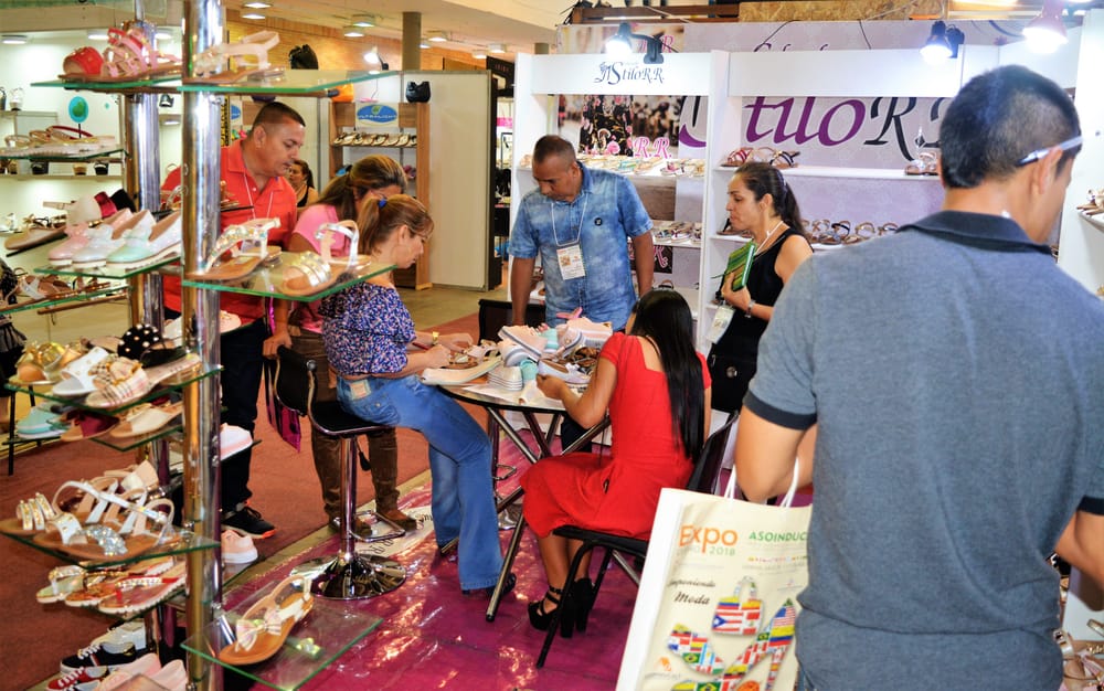 Cierra con éxito la primera Feria Asoinducals 2025 imagen de la publicación