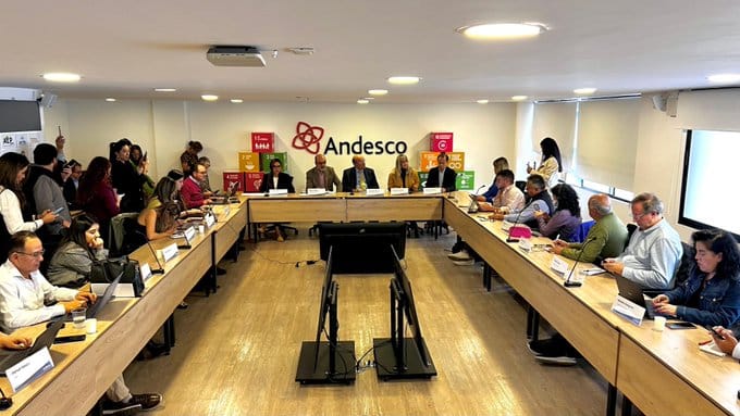 Colombia estaría a punto de vivir incrementos del 140% en el valor de recibos de energía imagen de la publicación