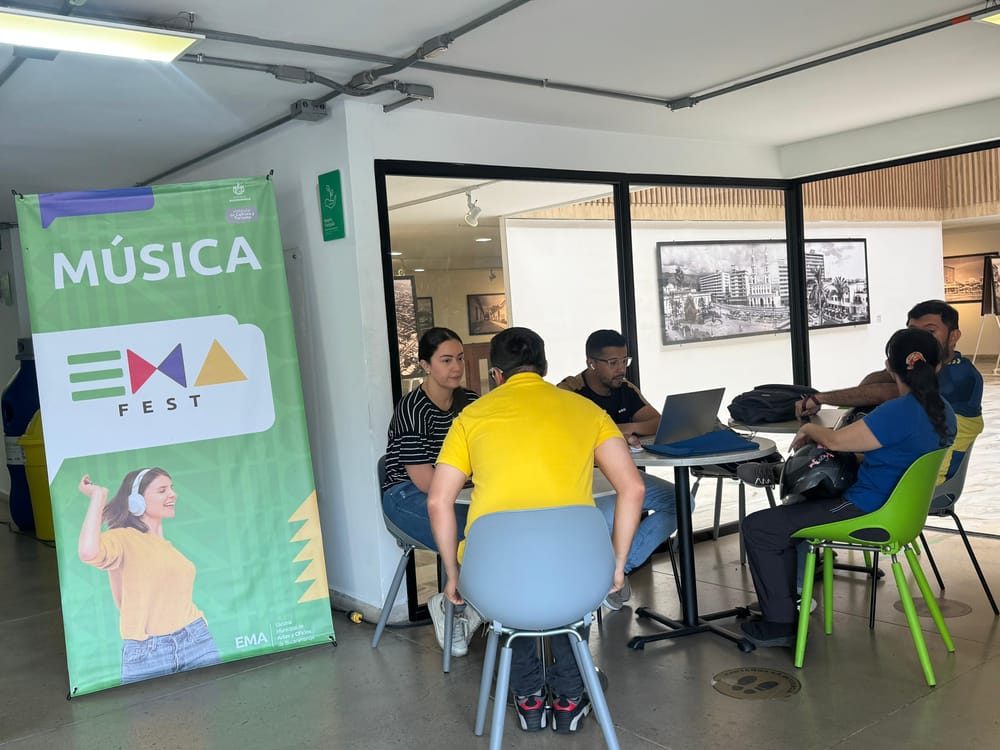 Récord de preinscritos en la Escuela Municipal de Artes y Oficios de Bucaramanga imagen de la publicación