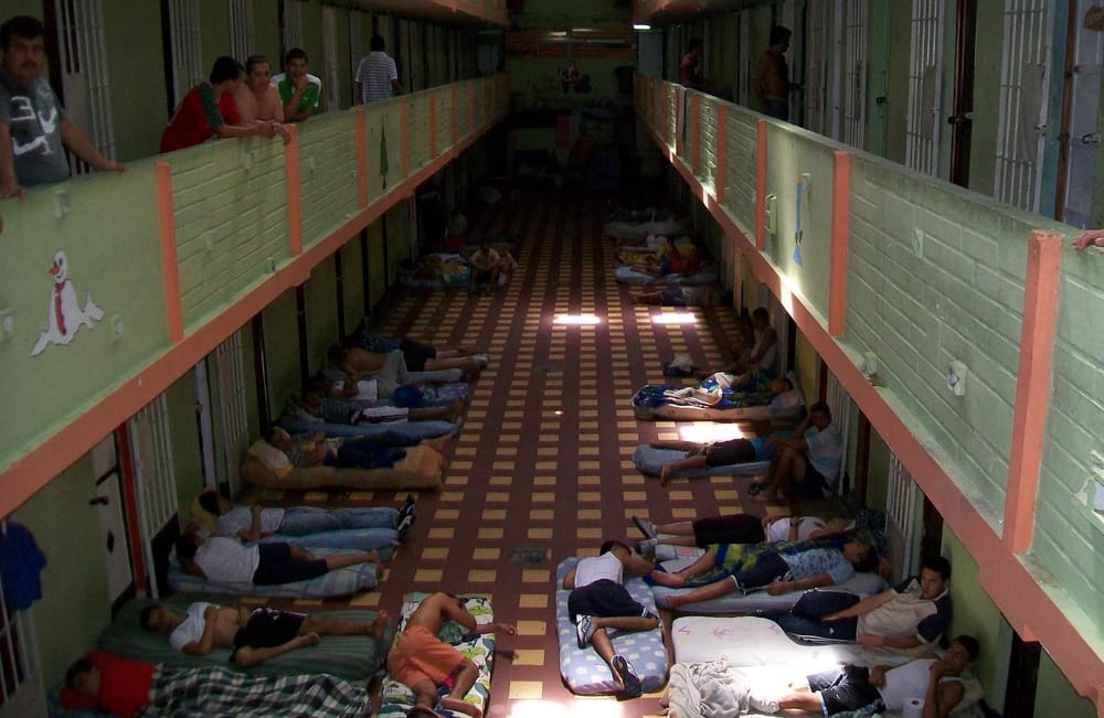 ÚLTIMA HORA: Se agrava crisis sanitaria en La Modelo desde donde trasladaron tres internos en estado crítico al HUS imagen de la publicación