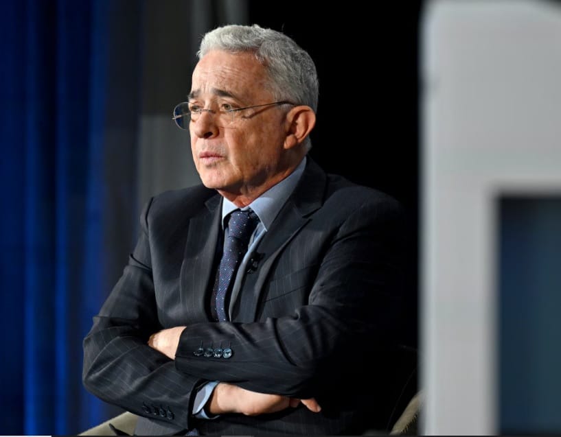 “Justicia Especial para la Paz quiere acabar con el Ejército" imagen de la publicación