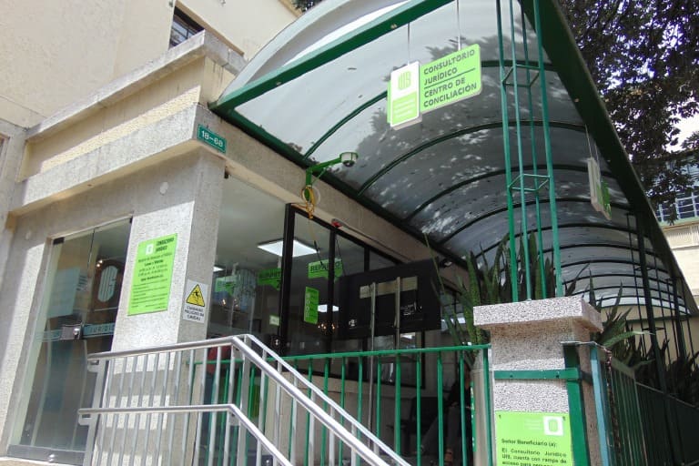 ¿Necesita asesoría legal? Consultorio Jurídico UIS abrió sus puertas con atención gratuita imagen de la publicación