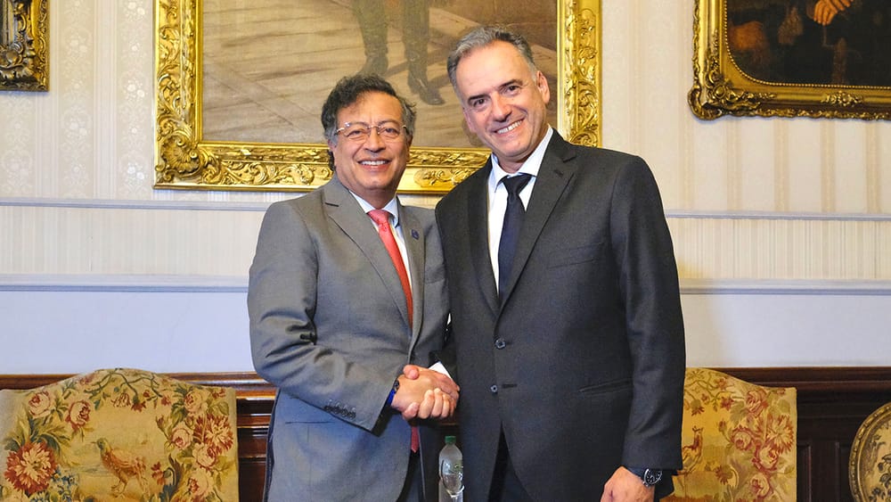 Petro estrecha vínculos con Uruguay: busca la integración tecnológica imagen de la publicación