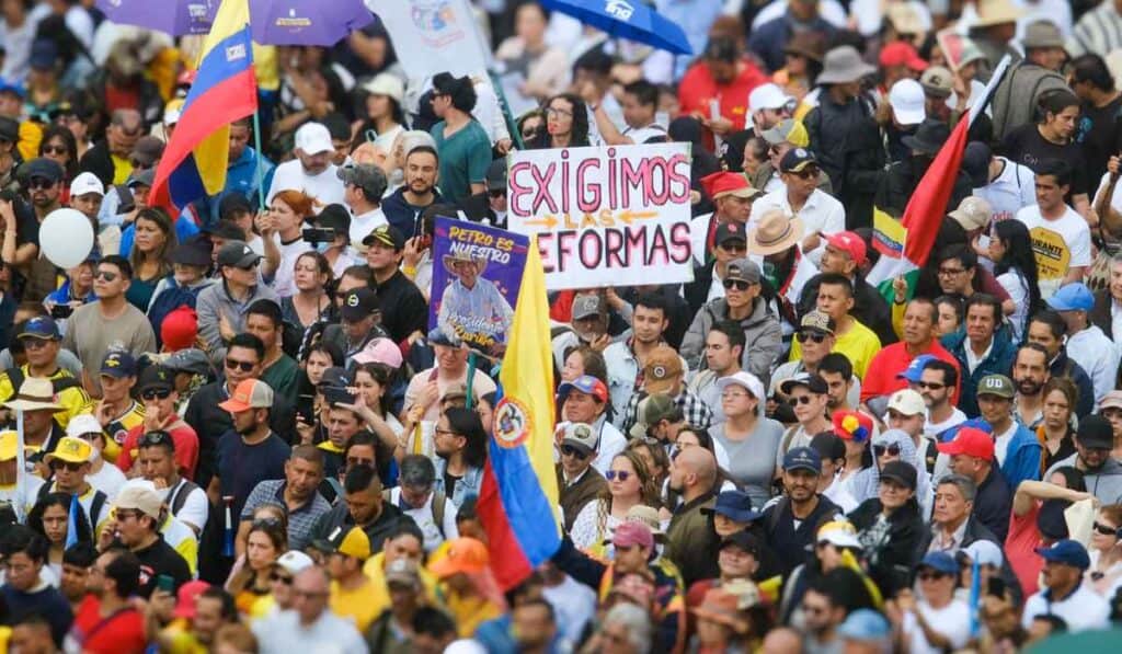 Centrales obreras anuncian nuevo paro nacional imagen de la publicación