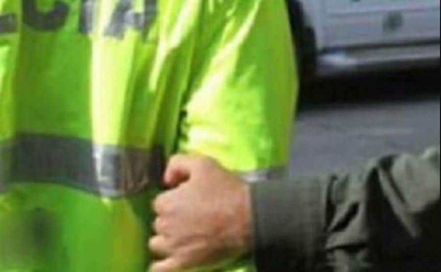 Capturan a dos policías con las manos en la 'merca' en el Magdalena Medio imagen de la publicación