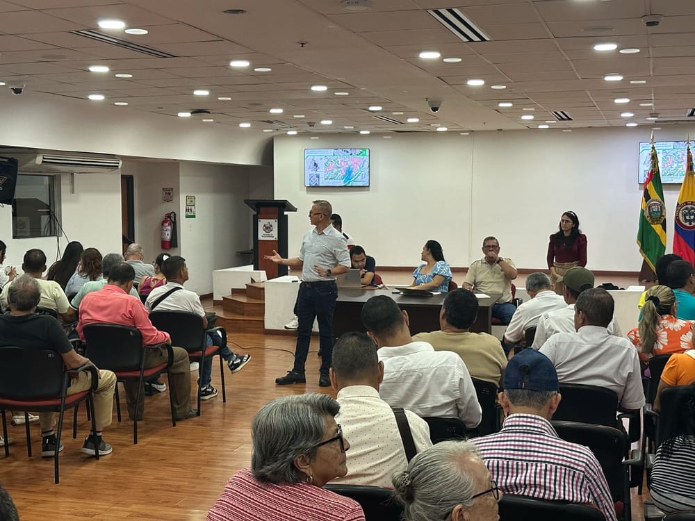 Alcaldía abre espacios de escucha para fortalecer el proceso de legalización de predios imagen de la publicación
