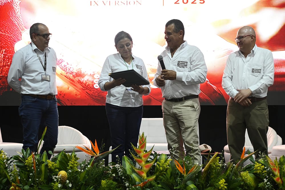 Reconocimientos en la celebración Día del Cacaocultor imagen de la publicación