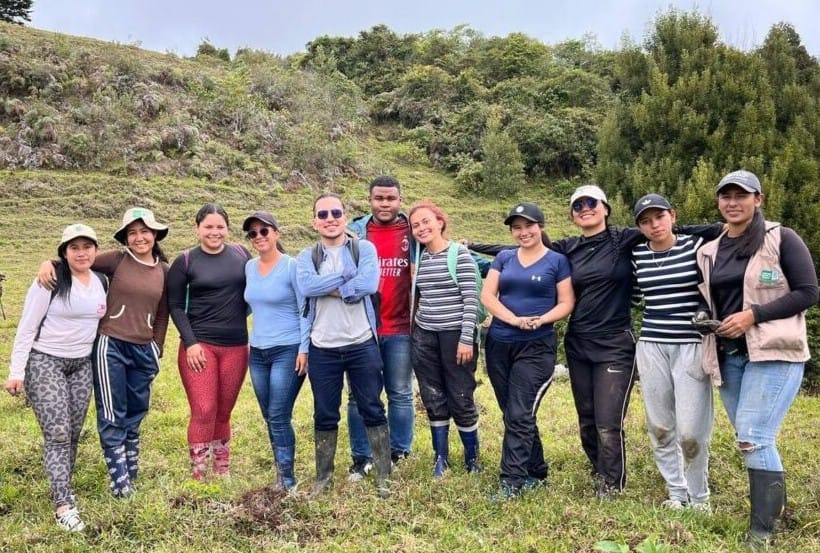 ‘Sembratón’ para conmemorar Día del Árbol imagen de la publicación