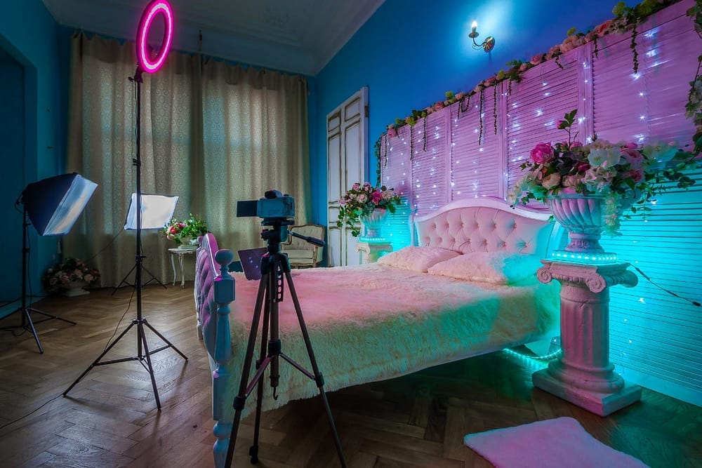 Dian prepara golpe tributario a   OnlyFans y modelos webcam imagen de la publicación