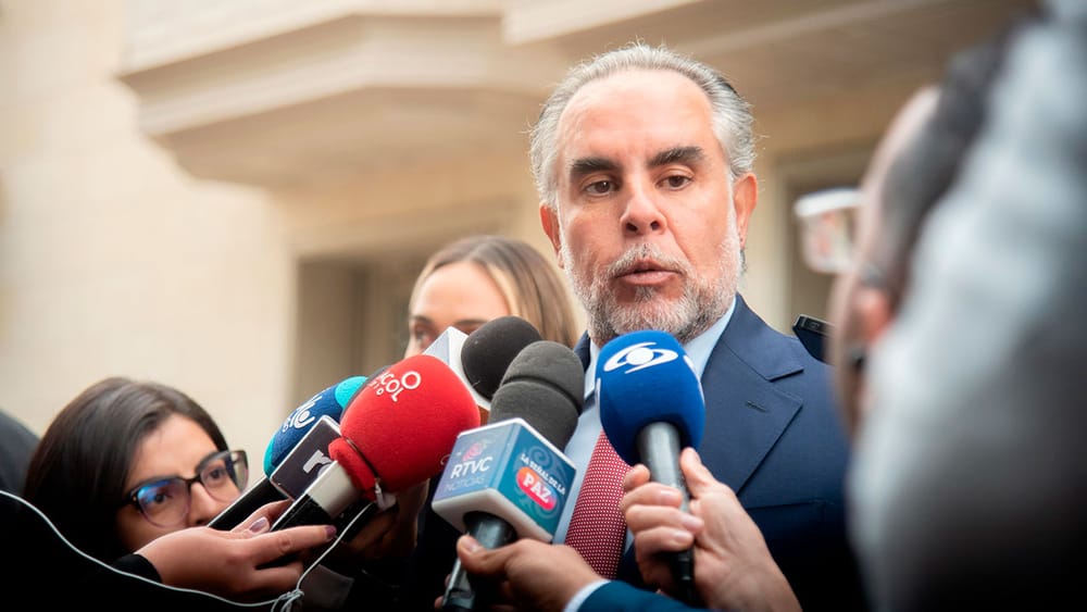 Empieza lobby de Armando Benedetti para que se tramite la Reforma a la Salud en la comisión donde se ahogó la Reforma Laboral imagen de la publicación