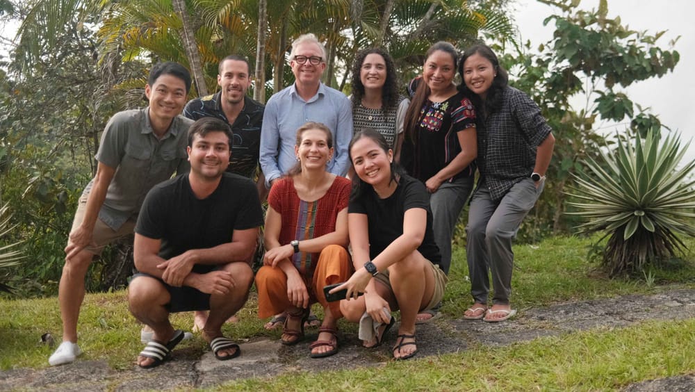 Cacao, artesanías y reciclaje: emprendimientos sociales en Colombia reciben apoyo financiero imagen de la publicación