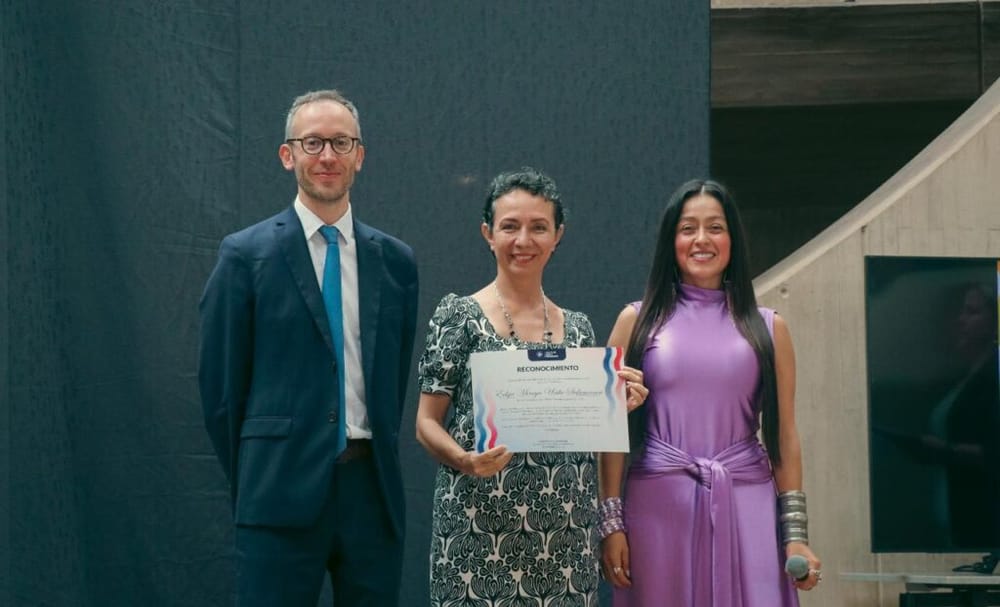 ¿Sabe qué es la francofonía? Una santandereana recibió condecoración en la materia imagen de la publicación