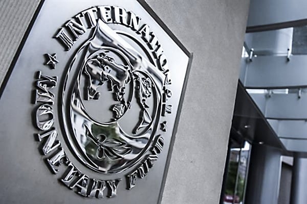 FMI alertó que aranceles impuestos por Trump tendrán mayores efectos indirectos para América Latina imagen de la publicación