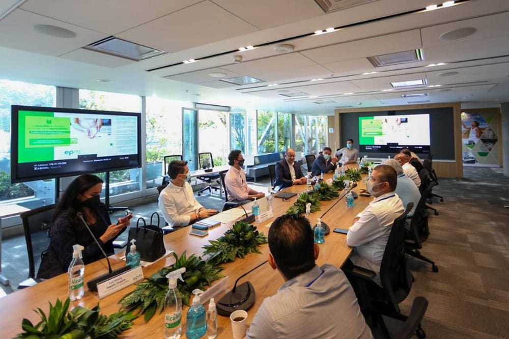 Desde Asocapitales, Alcaldes Metropolitanos pidieron a Petro recursos para combatir las economías ilegales en las regiones imagen de la publicación