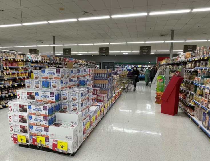 Adiós a un ícono: supermercado estadounidense cierra tras 152 años en Oxford Junction imagen de la publicación