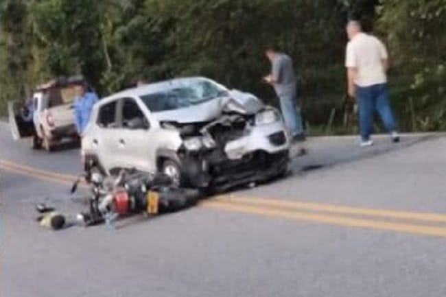 Invasión de carril ocasionó tragedia en la vía a San Gil imagen de la publicación