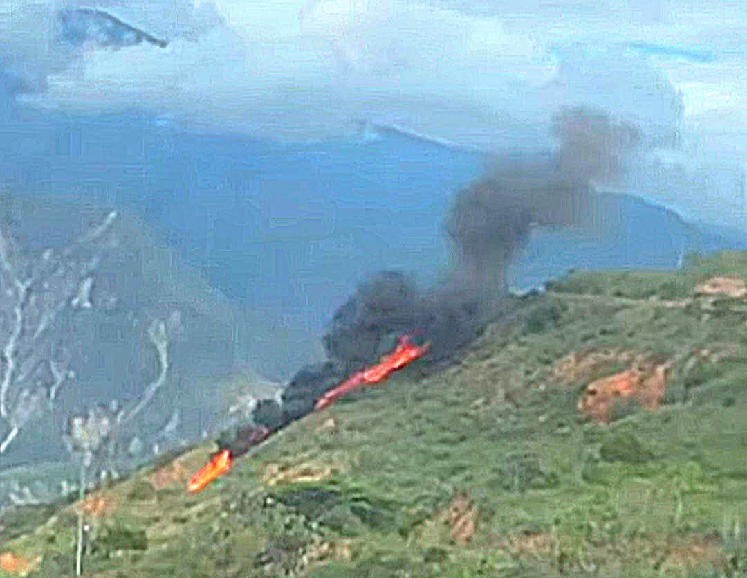VIDEO: Identifican conductor de camión que falleció tras caer por un abismo de 350 metros en el Cañón del Chicamocha imagen de la publicación