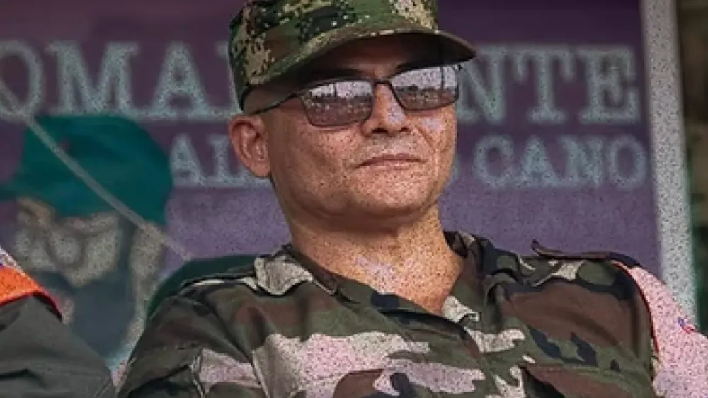 Más de mil militares cercan a alias Iván Mordisco, herido y perseguido en la selva amazónica imagen de la publicación