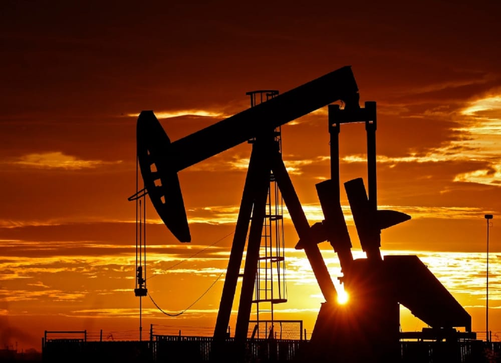 Petróleo se desploma y su precio está en el nivel más bajo en 4 años imagen de la publicación