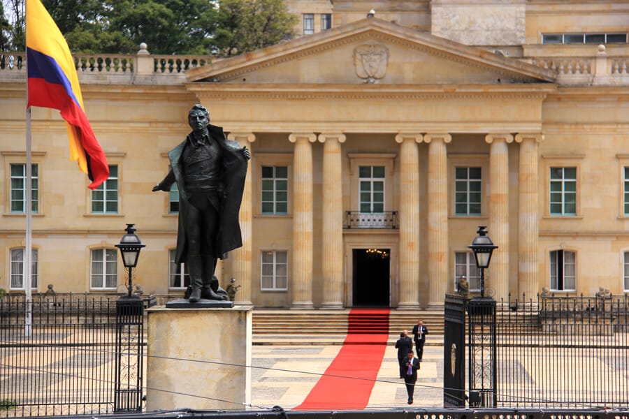 70 personajes aspiran a la presidencia de la República imagen de la publicación