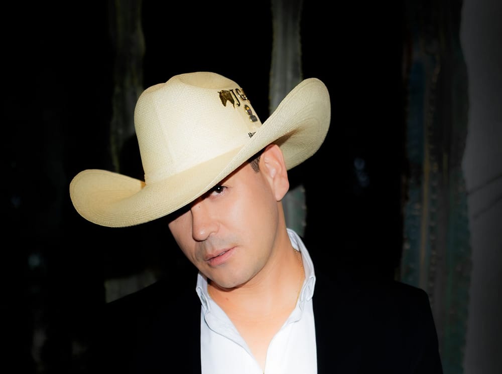 Joaquín Guillén estrena 'El Agropecuario' imagen de la publicación