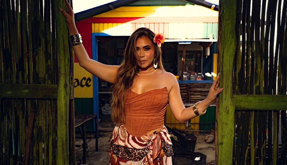 Melissa Láhur alza la voz por todas las mujeres imagen de la publicación