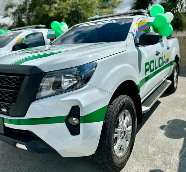 Seis municipios de Santander reciben nuevas camionetas para mejorar la seguridad imagen de la publicación