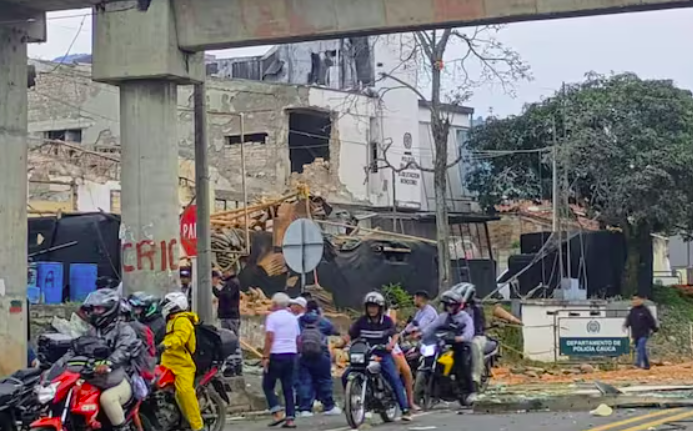 Ataque terrorista en el norte del Cauca: una víctima mortal y tres heridos imagen de la publicación