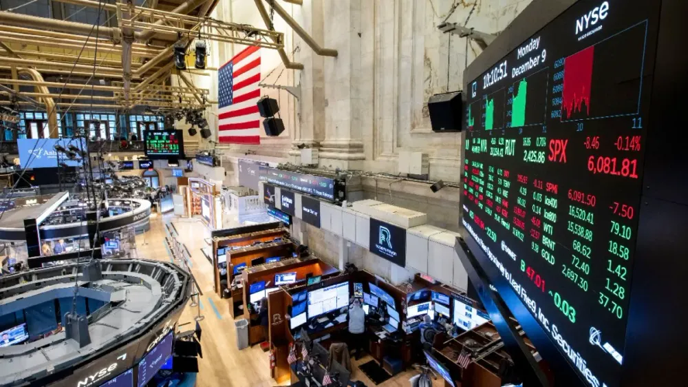 Wall Street cerró un mes con pérdidas mínimas imagen de la publicación