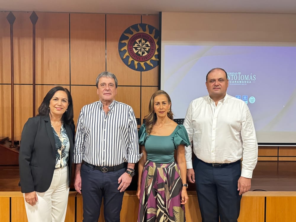 Comfenalco y USTA firman convenio para impulsar la empleabilidad imagen de la publicación