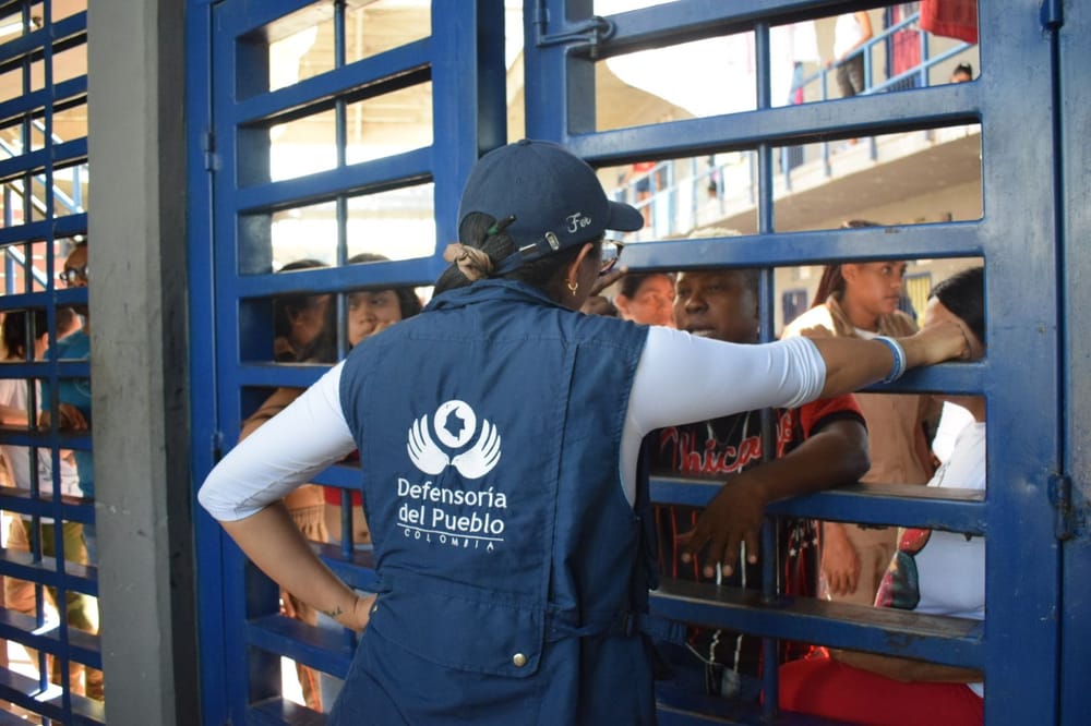 Inician traslado de 1400 internos de centros transitorios a prisiones imagen de la publicación