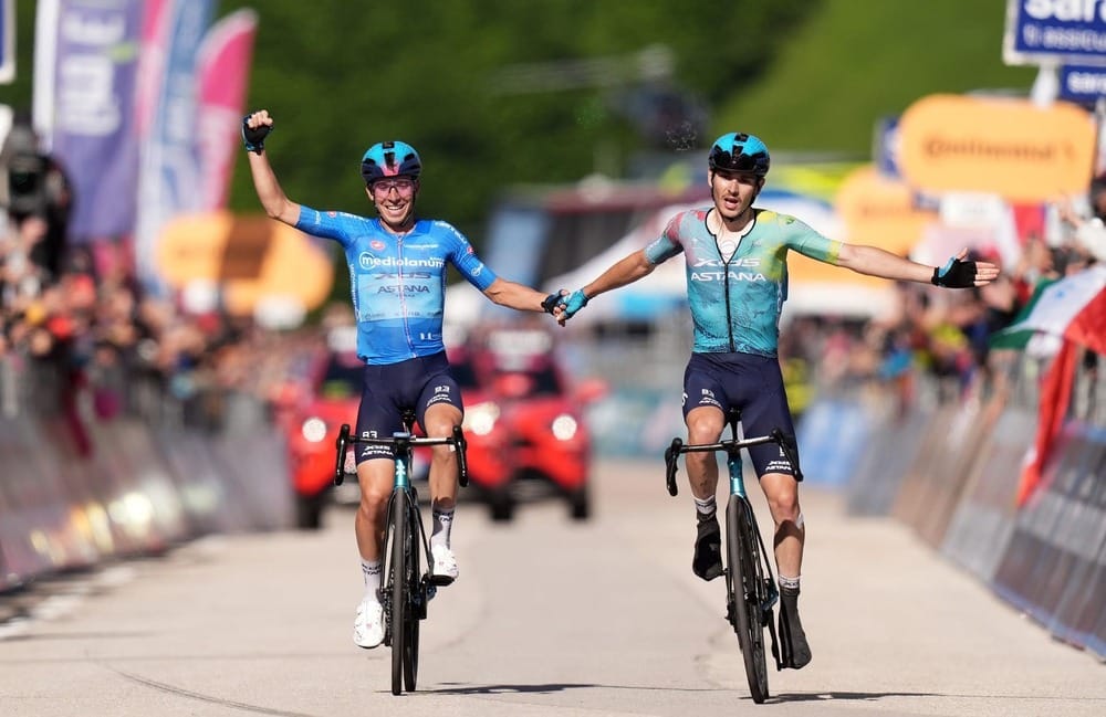 Richard Carapaz y Egan Bernal se acercan a la ‘Maglia Rosa’ imagen de la publicación