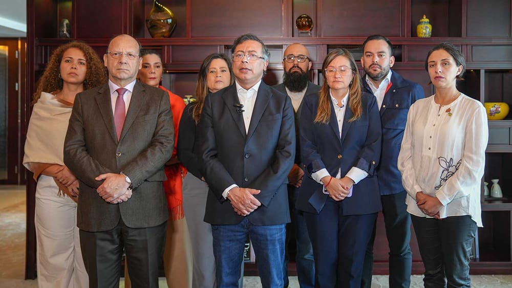 Continúa violencia verbal de Petro contra congresistas por hundir Consulta Popular imagen de la publicación