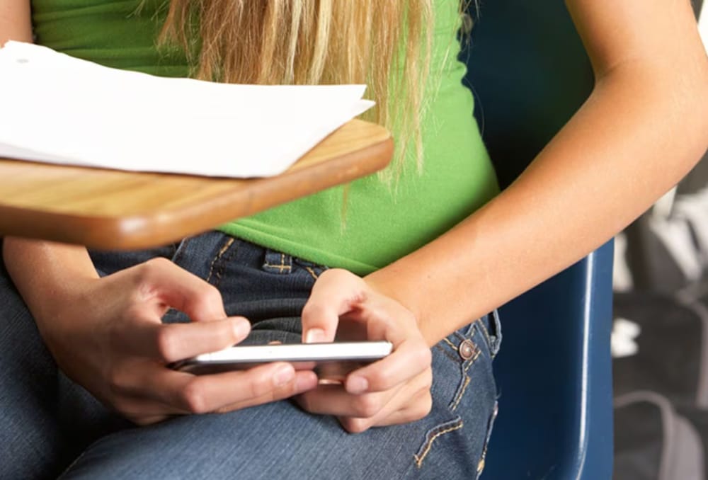 Investigan en Santander presunto caso de acoso sexual de un docente a una menor de 13 años imagen de la publicación