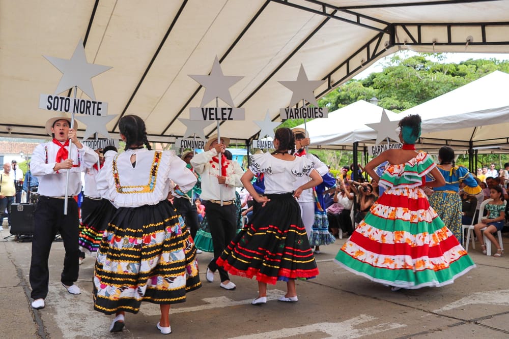 Zapatoca celebró el Día de la Madre y la Santandereanidad imagen de la publicación