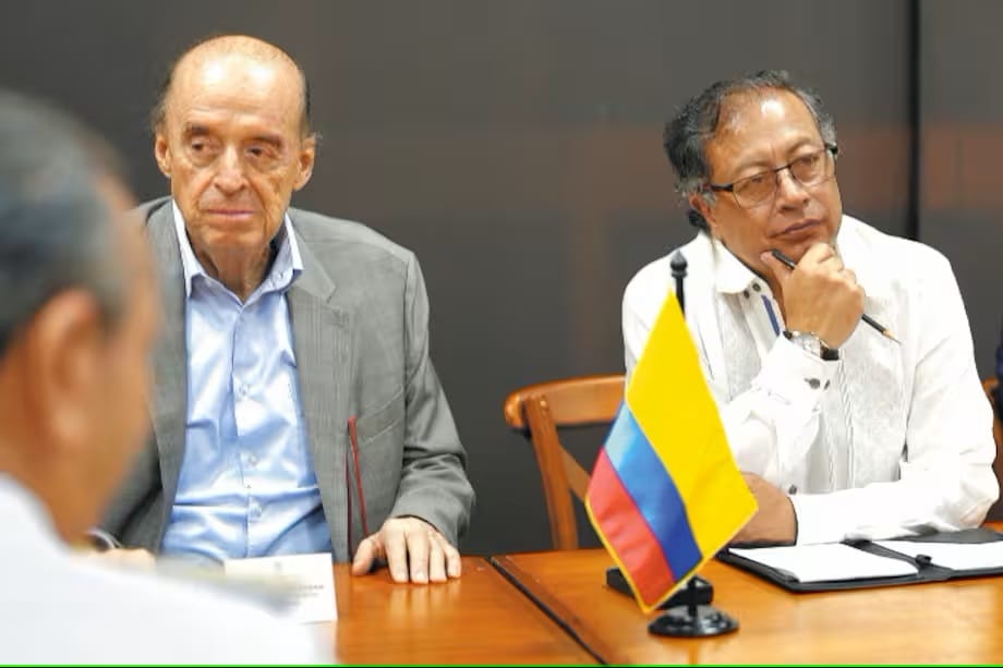 Así respondió Petro a Leyva carta en la que lo señala como vicioso imagen de la publicación