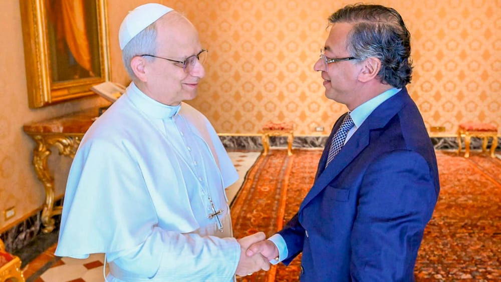 Presidente Petro pide al papa León XIV mediar con EE. UU. para priorizar la crisis climática sobre la migración imagen de la publicación